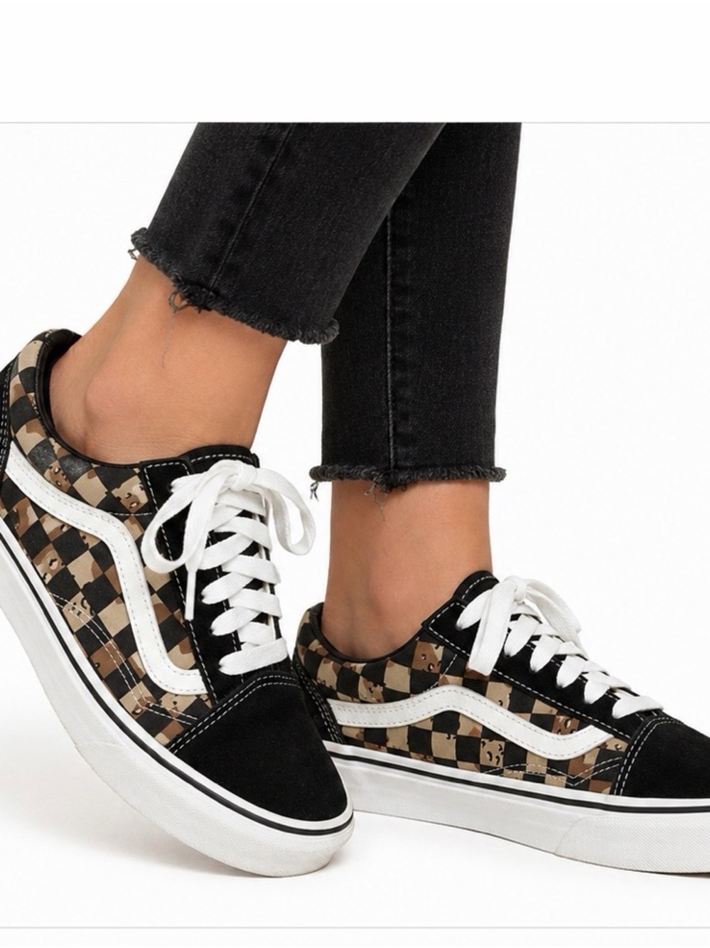 Vans Checkerboard‎ Lace-Up Low Top Sneakers in Black and Brown Size 6